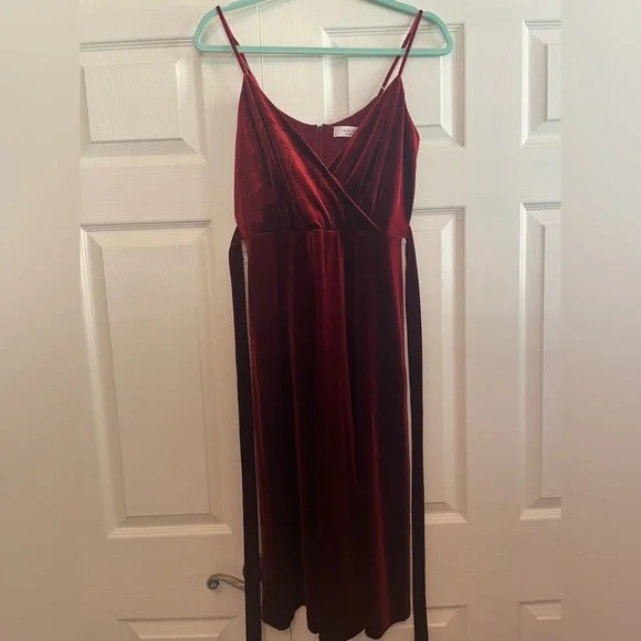 open lace back dress Ali & Jay Olivet Raspberry Maxi